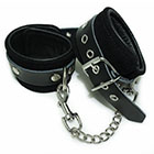 Замшевые наручники чёрного цвета